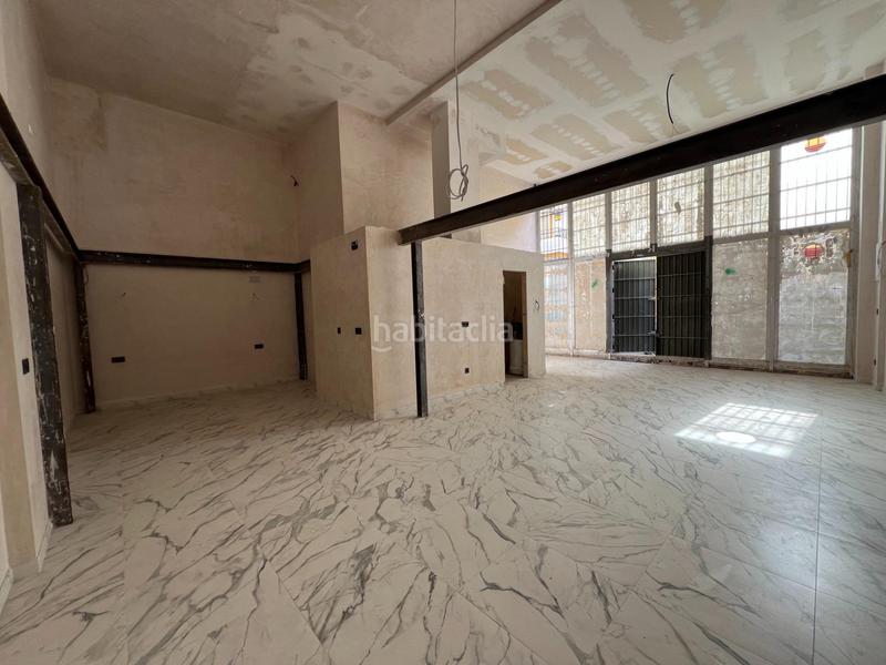 Foto 9d58be69-1f23-4a7f-be95-b686778bcf2c. Local comercial amplio local comercial de 95 metros con cambio de uso aprobado en Sevilla