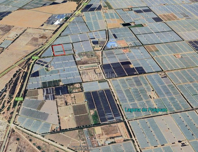 Foto a81260a1-9f72-4345-9b77-ea3b2ba6d7d8. Finca rústica  2,5 ha en Almonte Almonte