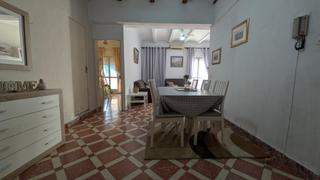 Apartament  Avenida avenida de andalucía. Acogedor piso en pleno centro de coria del río.