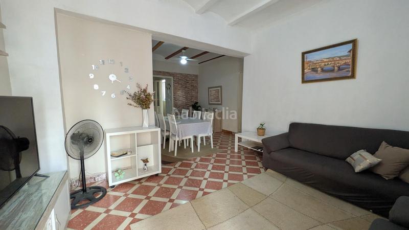Foto a891e762-2caf-4244-a875-e6b7a1603cce. Apartamento acogedor piso en pleno centro . en Coria del Río