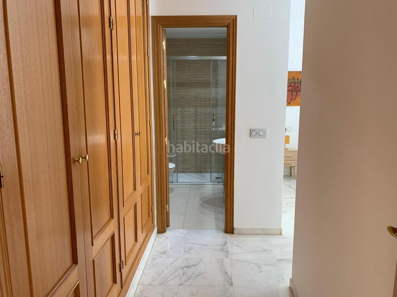 Foto f80dcd78-df4c-404a-9113-7a420447df19. Affitto appartamento con riscaldamento parcheggio piscina in Sevilla