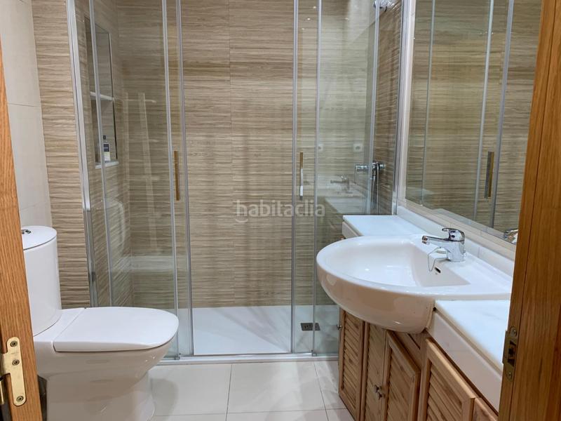 Foto c1b84fa7-a437-48f1-9b38-825237fca924. Location appartement avec chauffage parking piscine dans Sevilla