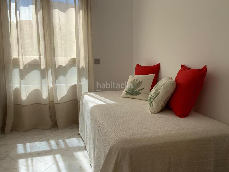 Foto 14e590c3-9cb3-4f2c-9efd-9310a3f27530. Rent flat with heating parking pool in Santa Clara Sevilla