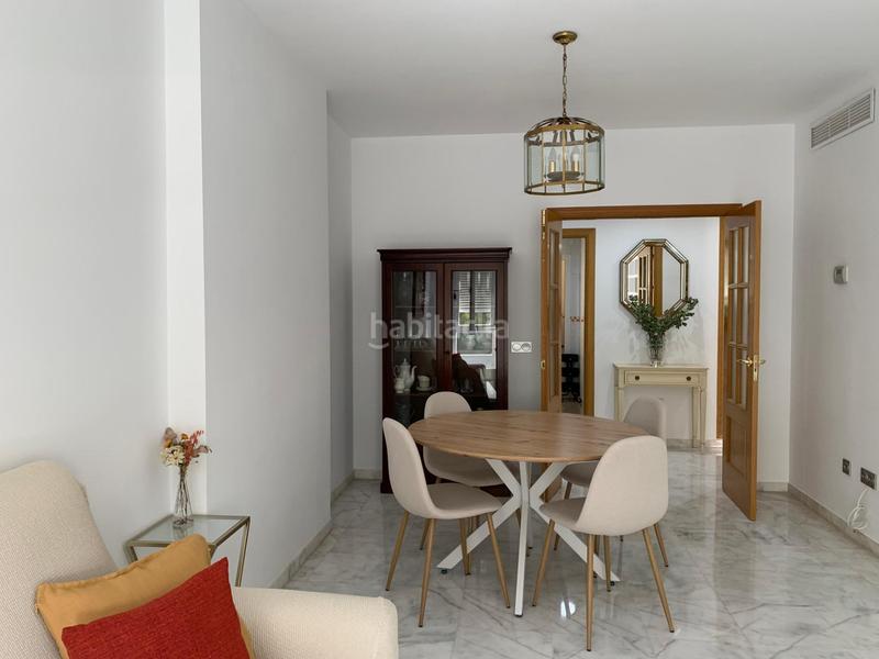 Foto 298e321e-4b1f-4c55-8459-98bca2d50ab1. Rent flat with heating parking pool in Santa Clara Sevilla