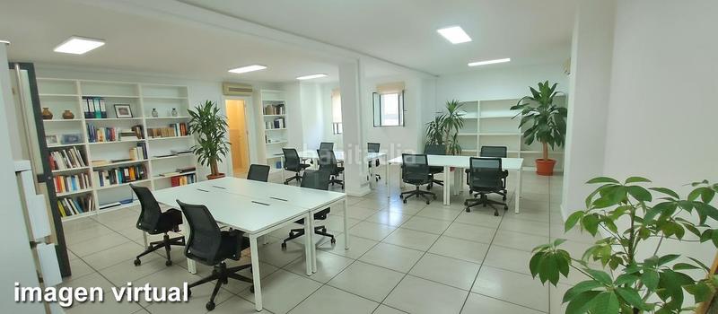 Foto 56d32017-64d5-47ad-8f86-076c5eb25c04. Alquiler local comercial en plaza virgen de la amargura 1 local comercial u oficina a pie de calle en Sevilla