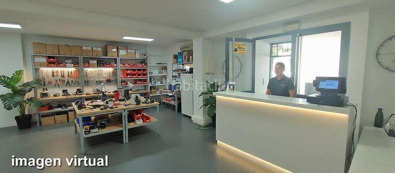 Foto 7144e42f-ba4e-405d-9d5d-189e4791ce9b. Rent business premise in plaza virgen de la amargura 1 in Sevilla