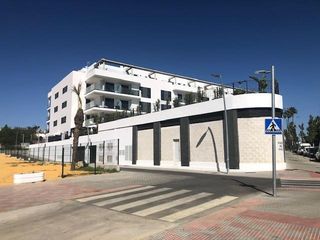 Lloguer Aparcament cotxe a Calle alcalde r fdez cuello. Magníficas plazas de aparcamiento en tomares