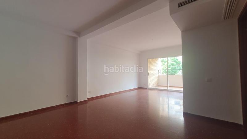 Foto b01f2eb0-68f0-4b48-b433-36f8548b1f20. Rent flat with parking in Santa Eufemia Tomares