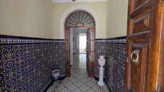 Haus  Calle tartessos. Casa adosada en pilas. lista para disfrutar!