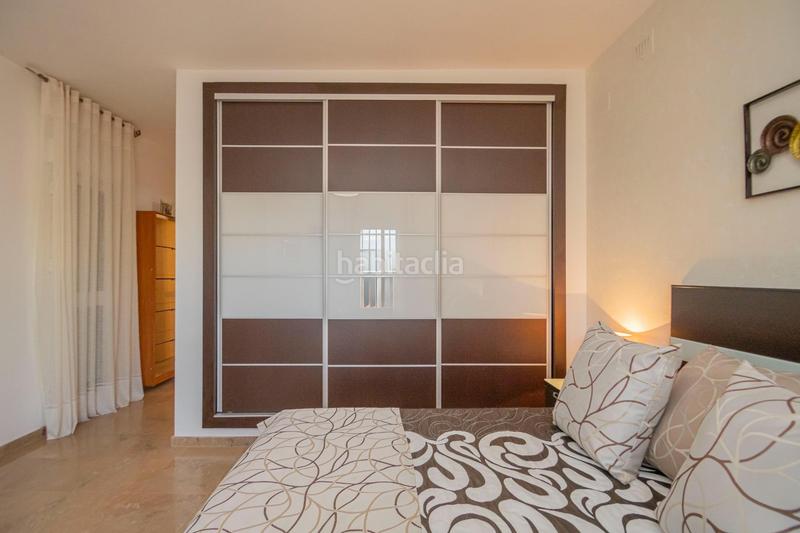 Foto 25a0e805-d585-4d7c-b821-45b7d2114470. Doppelhaus mit parking in Condequinto Montequinto