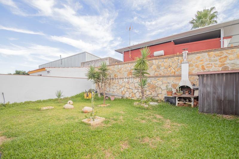 Foto 5e277a91-743e-46fd-be79-a1844c657e63. Doppelhaus mit parking in Condequinto Montequinto