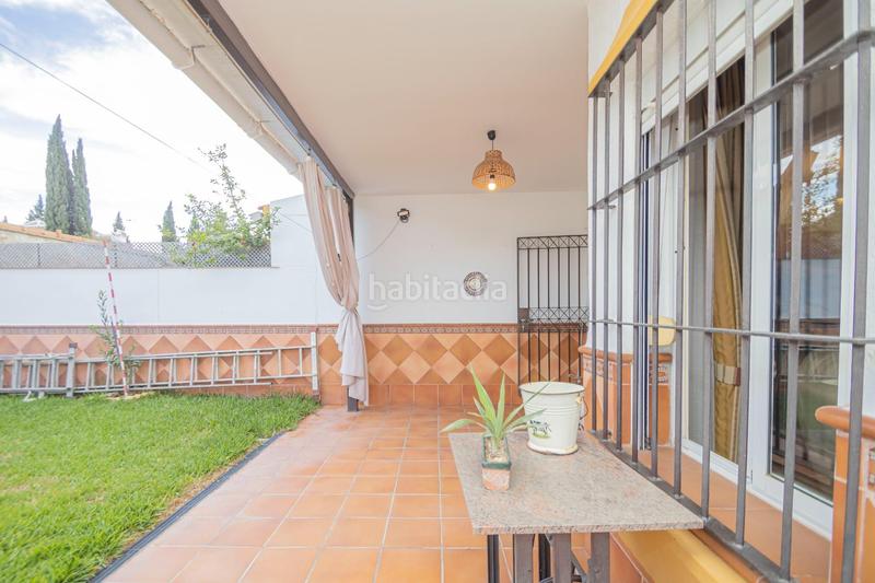 Foto a6b0cce9-c589-479b-a794-244e00102940. Doppelhaus mit parking in Condequinto Montequinto