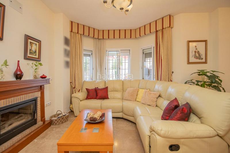 Foto b27ae191-14a1-4dc9-815c-bf48a1d3bebf. Doppelhaus mit parking in Condequinto Montequinto