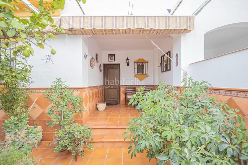 Foto b80f3358-5f06-4e13-beb5-04f7dad09f40. Doppelhaus mit parking in Condequinto Montequinto