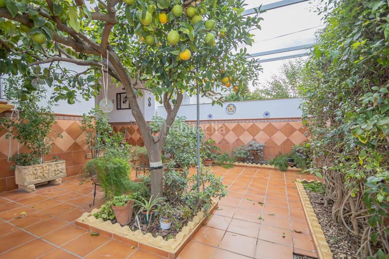 Foto d4d6229d-93da-4fb5-b9eb-04024a6e99db. Doppelhaus mit parking in Condequinto Montequinto