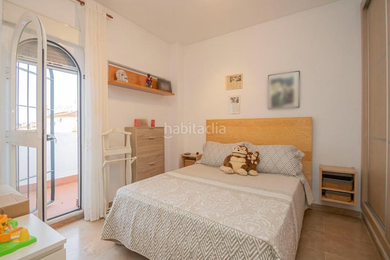 Foto e3812443-ee88-41d0-adf4-9cea524ff77b. Doppelhaus mit parking in Condequinto Montequinto