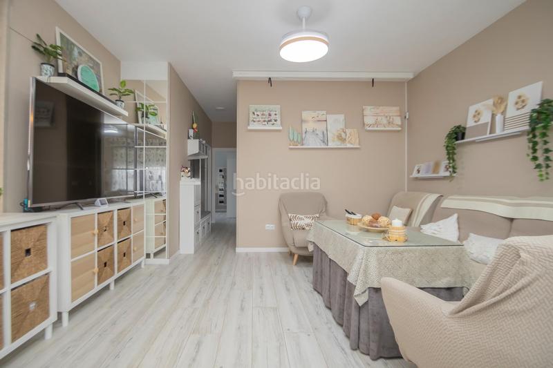 Foto 16c5c230-5cbf-4488-af04-20419a9e5756. Casa bifamiliare con parcheggio piscina in Bollullos de la Mitación