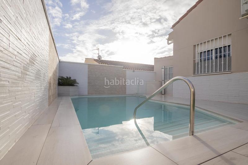 Foto 6a71a272-4078-480f-a4eb-6484008d8ea4. Casa bifamiliare con parcheggio piscina in Bollullos de la Mitación