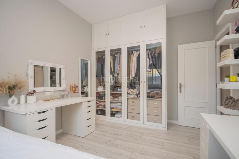 Foto 7bddec27-9072-45b9-b20c-b57555c454d6. Casa bifamiliare con parcheggio piscina in Bollullos de la Mitación