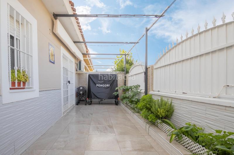 Foto b3201f30-302e-4b3d-832a-bb720a9db5cc. Casa bifamiliare con parcheggio piscina in Bollullos de la Mitación