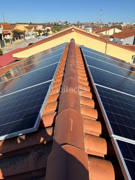 Foto bcd6ad26-6a92-433f-a685-a42cbbd978c1. Casa bifamiliare con parcheggio piscina in Bollullos de la Mitación