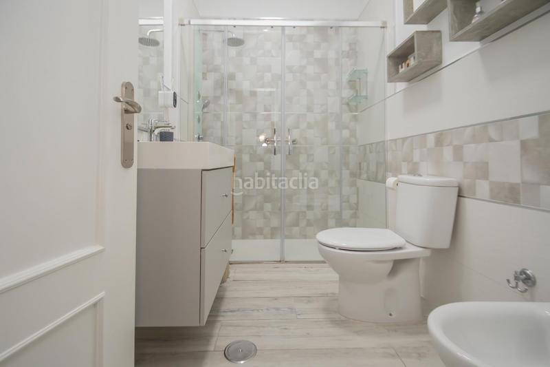 Foto da28d8ec-6def-4550-b6dd-5ec44c8a9335. Casa bifamiliare con parcheggio piscina in Bollullos de la Mitación