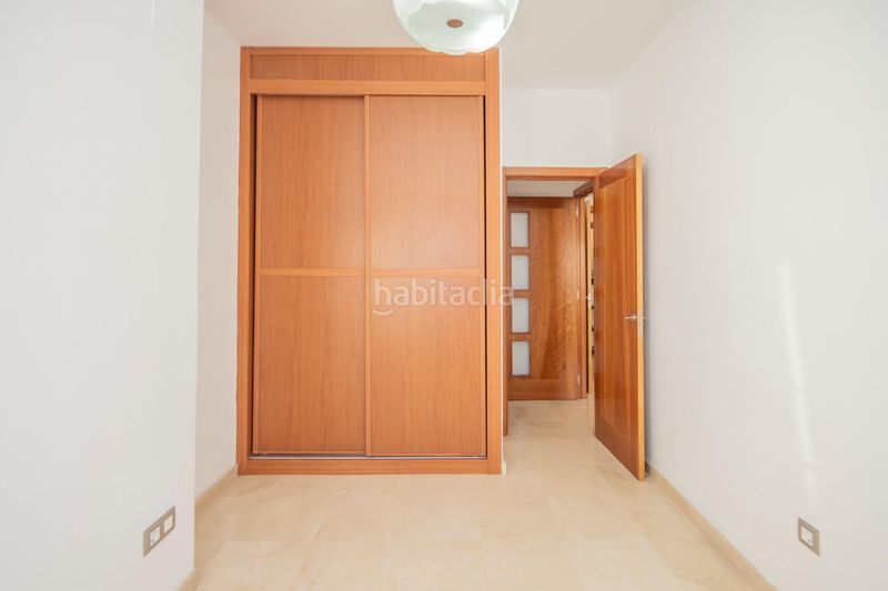 Foto b2d671c8-03b0-4795-9cc9-eb77653d2c60. Pis amb aparcament a Salteras