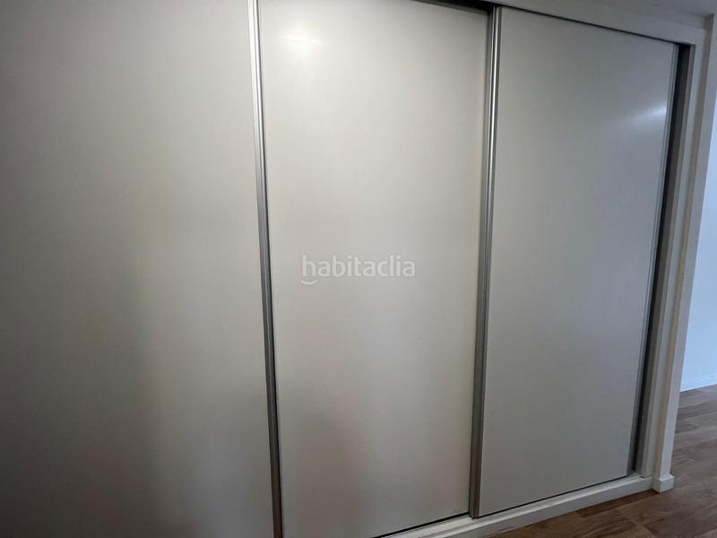 Foto 3ab60822-9945-4198-aaad-ee9fddbba9fb. Alquiler piso moderno y acogedor piso en alquiler con amplias comodidades en Tomares