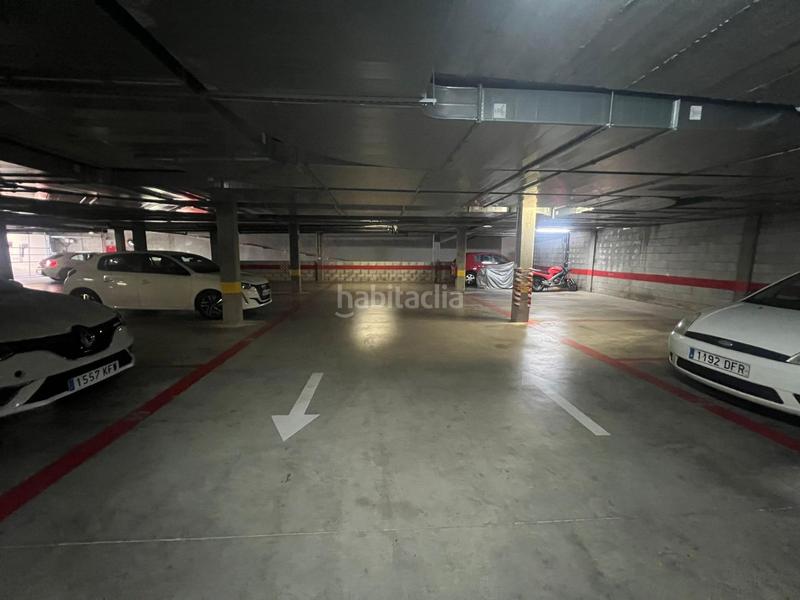 Foto d5c95ca7-fa2b-4d91-bb3e-f13c9a9270a4. Alquiler piso moderno y acogedor piso en alquiler con amplias comodidades en Tomares