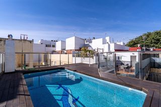 Attico  Calle san jacinto. Exclusivo ático dúplex con terraza y piscina privada en la mejor