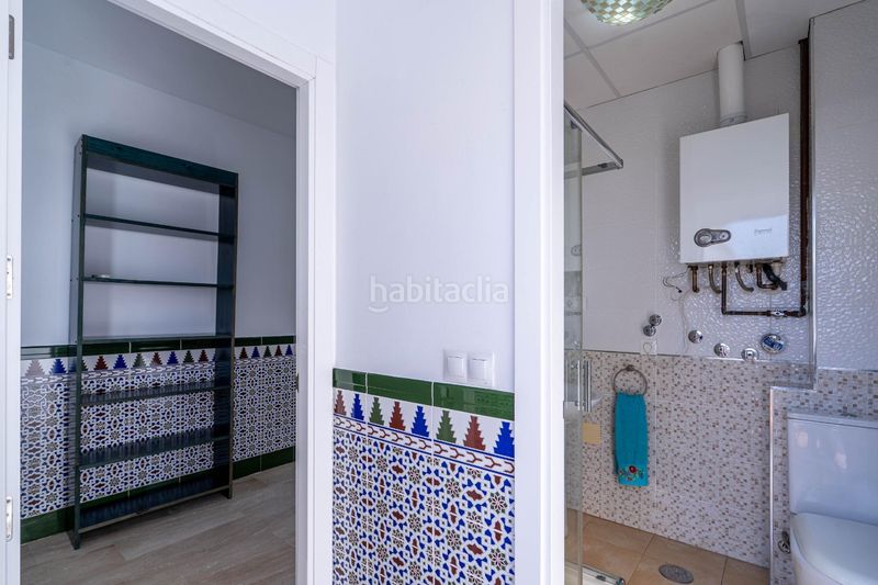 Foto 0fd2f15b-8a08-4928-9e73-3786b1d36780. Àtic amb piscina a Triana Este Sevilla