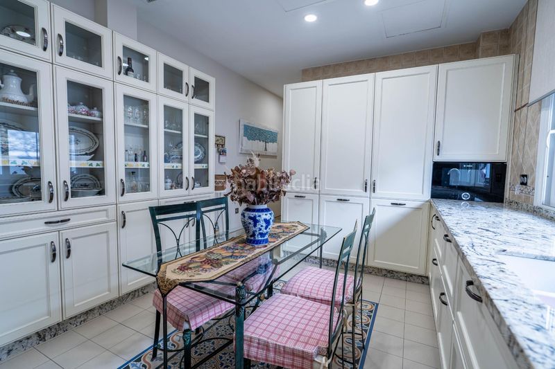 Foto 4c2b1987-cc88-48a0-bb30-4f6ee396916d. Àtic amb piscina a Triana Este Sevilla