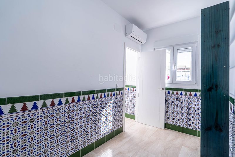 Foto 7860dfd1-266e-4249-a7d6-665365a6e06e. Àtic amb piscina a Triana Este Sevilla