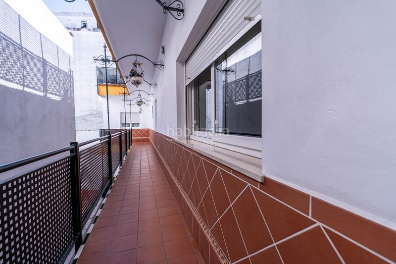 Foto b8d590e4-edfb-4205-b3b3-de3f24abb9bf. Àtic amb piscina a Triana Este Sevilla