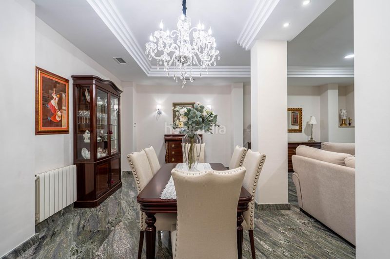 Foto d8faf85f-9f70-4235-a00a-737b8b2392c4. Àtic amb piscina a Triana Este Sevilla