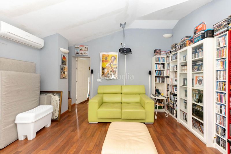 Foto 4babbb68-8a11-49e4-bf11-3643b77192e9. Dúplex a Brenes