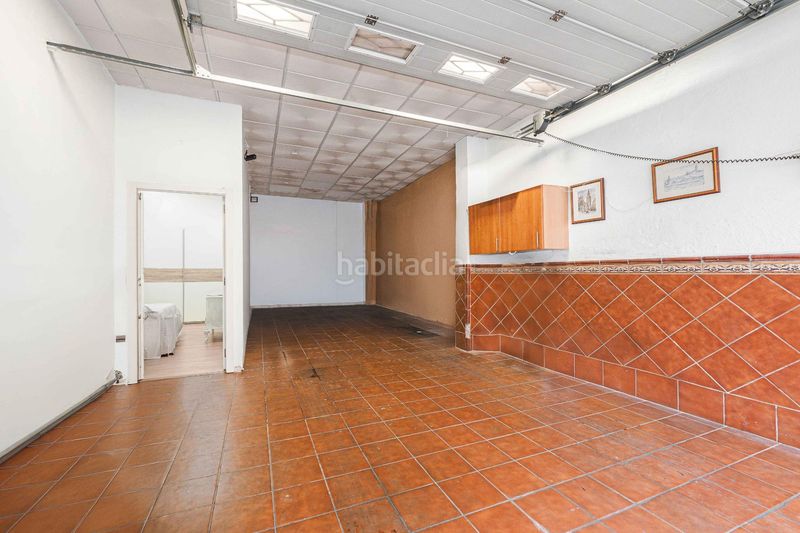 Foto 341c56a6-e0ca-43f7-bbbf-1d4dab9b7dee. Casa amb aparcament a Cruz Roja Sevilla