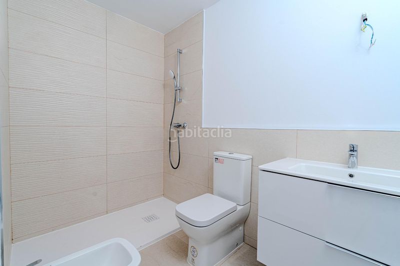 Foto adde17da-8cc0-405e-b508-35e7452effb2. Pis amb calefacció aparcament piscina a Aljamar Tomares