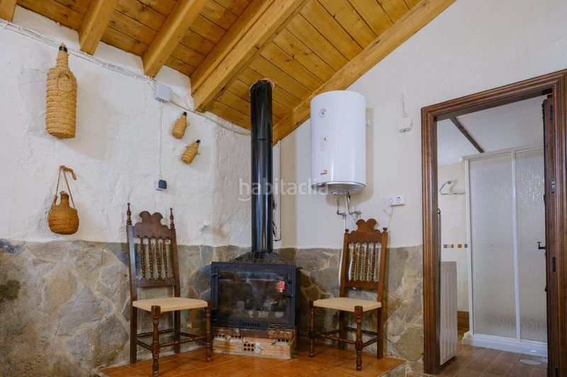 Foto 0abe835a-8567-46b1-945d-79a61411b798. Casa amb calefacció aparcament piscina a Teba