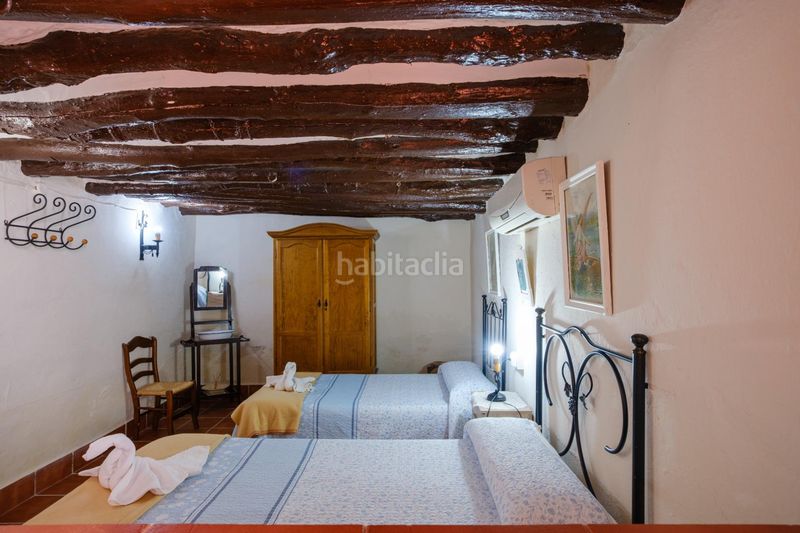 Foto b69323dd-3794-40d2-842d-77a89d31438f. Casa amb calefacció aparcament piscina a Teba