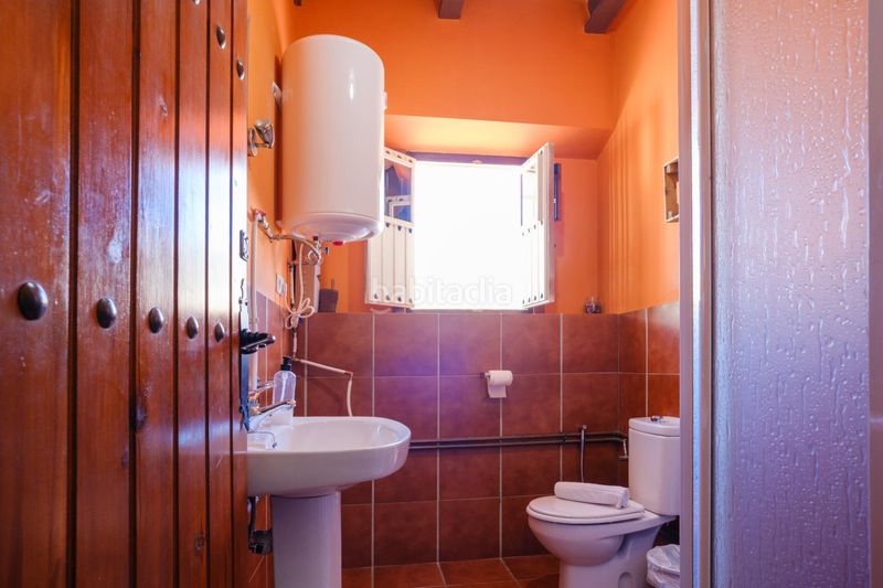 Foto cc77ee90-5de3-463b-a925-7614caacdd0d. Casa amb calefacció aparcament piscina a Teba