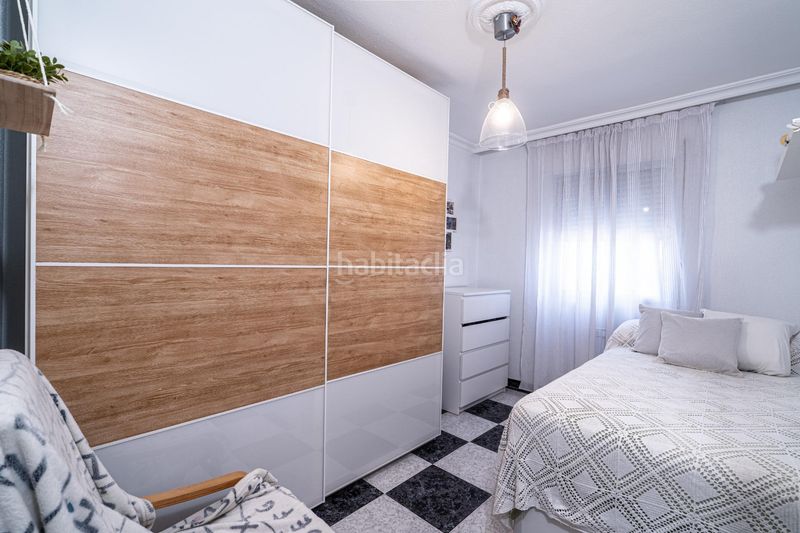 Foto e53b4226-a472-4822-b4f9-398f34213d1c. Pis a La Oliva Sevilla