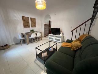 Location Maison à Bellavista. Oportunidad de alquiler para corta duración.