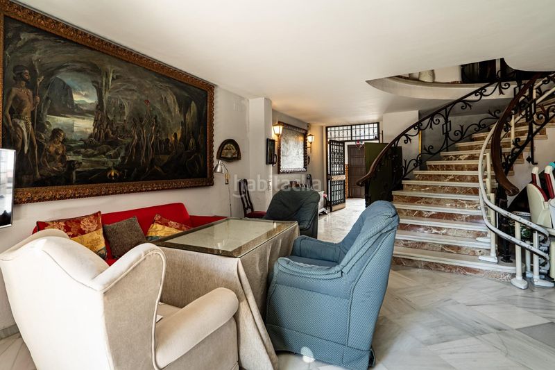 Foto 7daa5486-d4f3-46a9-98d2-69ac7022531a. Casa amb piscina a Valencina de la Concepción