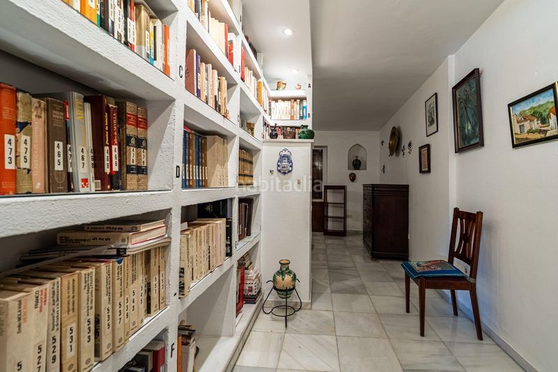 Foto e0dd3566-62dd-436f-814c-850453bf796c. Casa amb piscina a Valencina de la Concepción