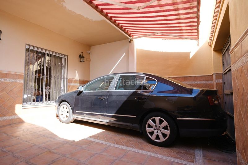 Foto ac36dda6-284a-4e7d-8e8e-2537b50cf92e. Casa adossada amb calefacció aparcament a Algaba (La)