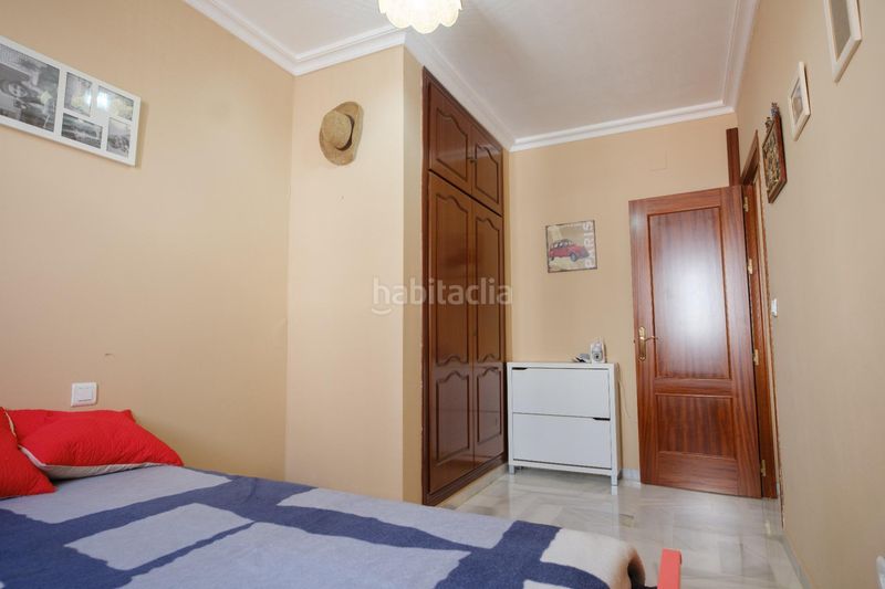 Foto b00bcf69-e496-46a5-9a9e-3e672c93524f. Casa adossada amb calefacció aparcament a Algaba (La)