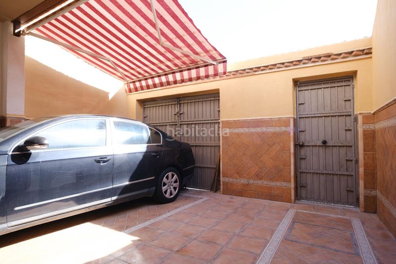 Foto c1187caf-3373-4dfc-a02d-566f17f1b6cc. Casa adossada amb calefacció aparcament a Algaba (La)