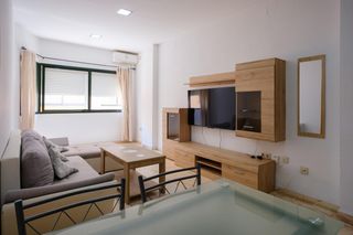 Location Appartement à Parque Alcosa. Apartamento amueblado junto a fibes sevilla este  ideal para pro