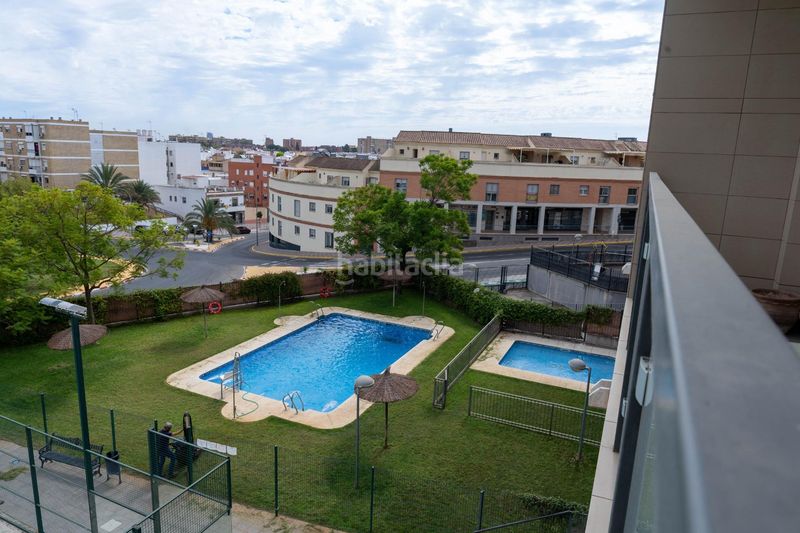 Foto 12587c1a-d1e0-4dff-ac6e-9ee90c3b64f6. Pis amb calefacció aparcament piscina a Aljamar Tomares